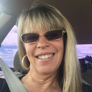 Meet your Posher, Linda